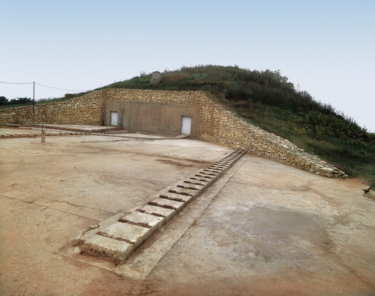 Trakisk grav av Sveshtari, Bulgarien, 3:e århundradet f.Kr. (foto) av Thracian Thracian