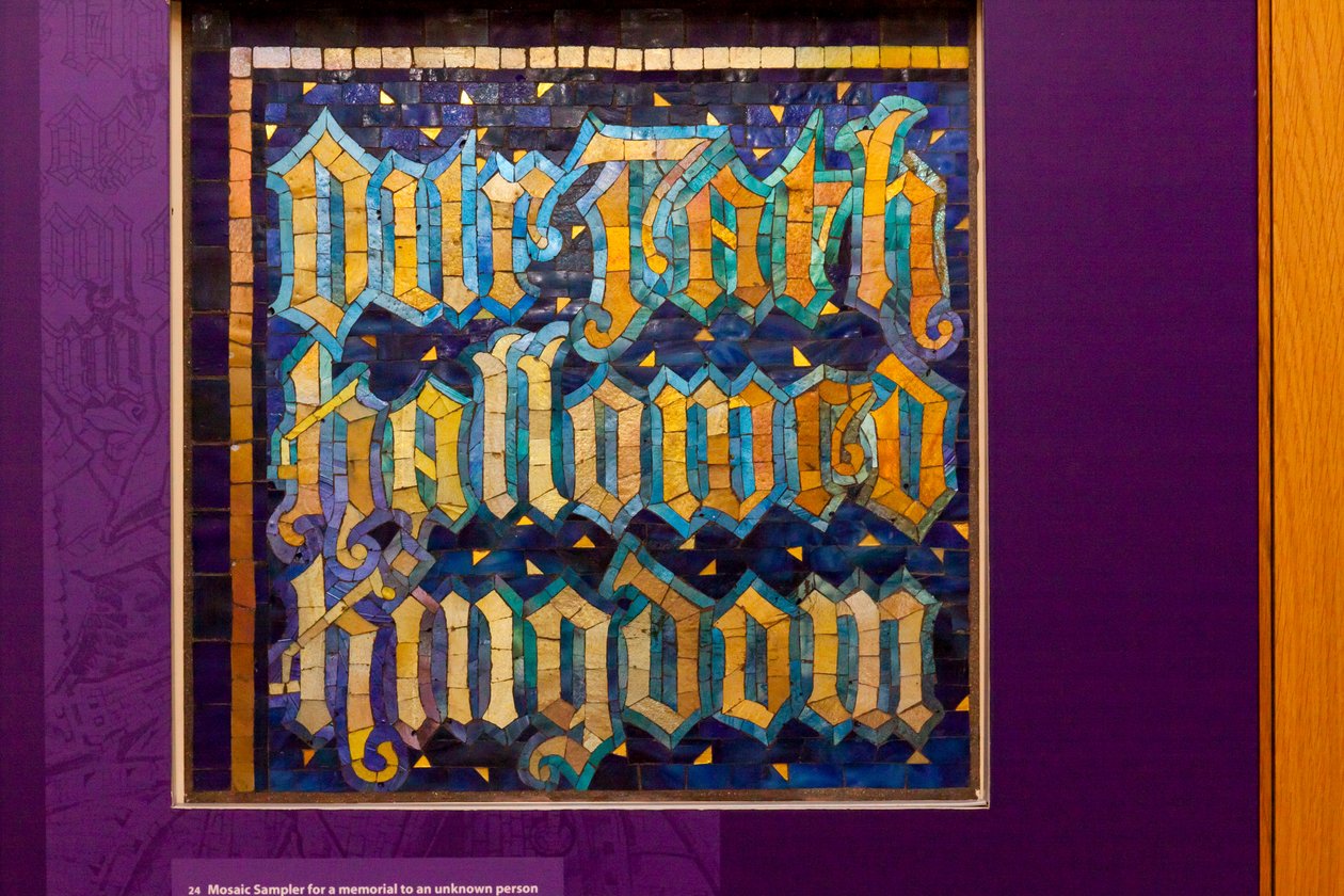 Exempel på mosaikpanel, för Herrens bön (gips och glas) av Tiffany and Company Tiffany and Company