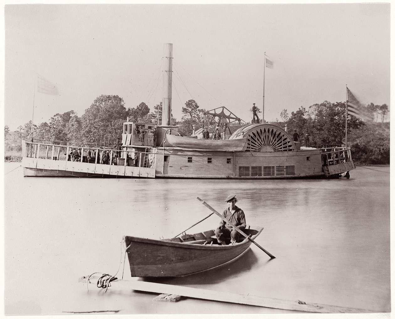 U.S. Gunboat, 1861-65 (albumin silvertryck från glasnegativ) av Timothy H. OSullivan