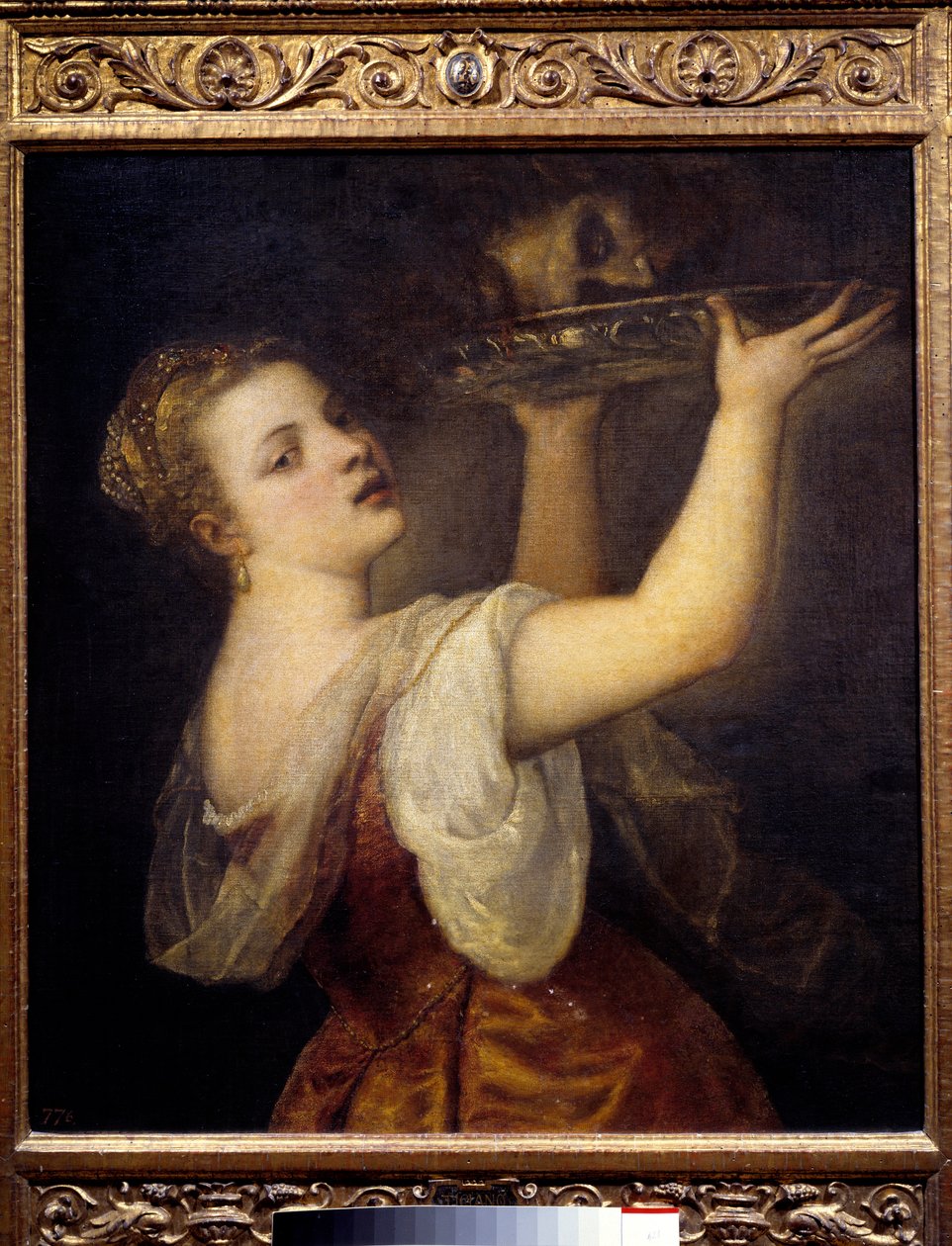 Salome håller huvudet på Johannes Döparen Vid en bankett dansar Salome, den vackra dottern till Herode Antipas II (21 f.Kr.-39 e.Kr.) och frågar efter Johannes Döparens huvud på en uppsättning som present till sin mor Herodiade. Målning av Tiziano Vecellio av Tiziano Vecelli