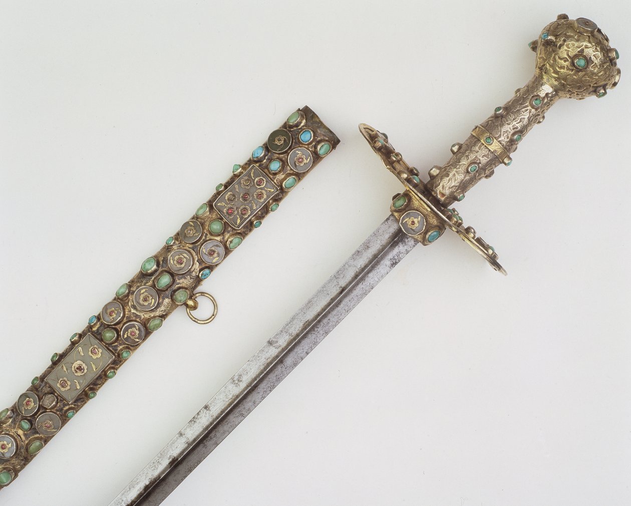 Svärdsfäste med skida (silver, stål och ädelstenar) av Turkish School