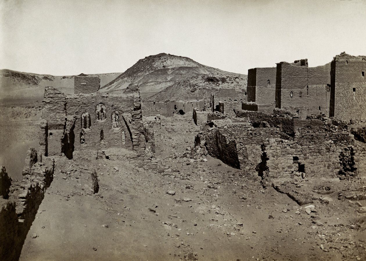 S:t Simeons kloster, sett från terrassområdet i sydväst, Aswan, Egypten, fotografi av Ugo Monneret de Villard av Ugo Monneret de Villard