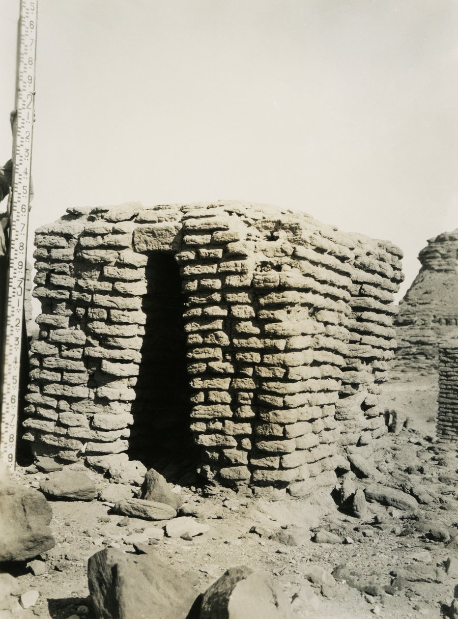Grav i norra nekropolen, Qasr Ibrim, Egypten, fotografi av Ugo Monneret de Villard av Ugo Monneret de Villard
