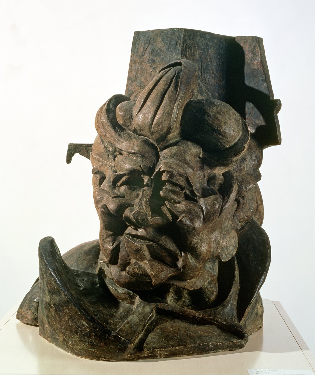 Ungracious, 1912 (brons) av Umberto Boccioni