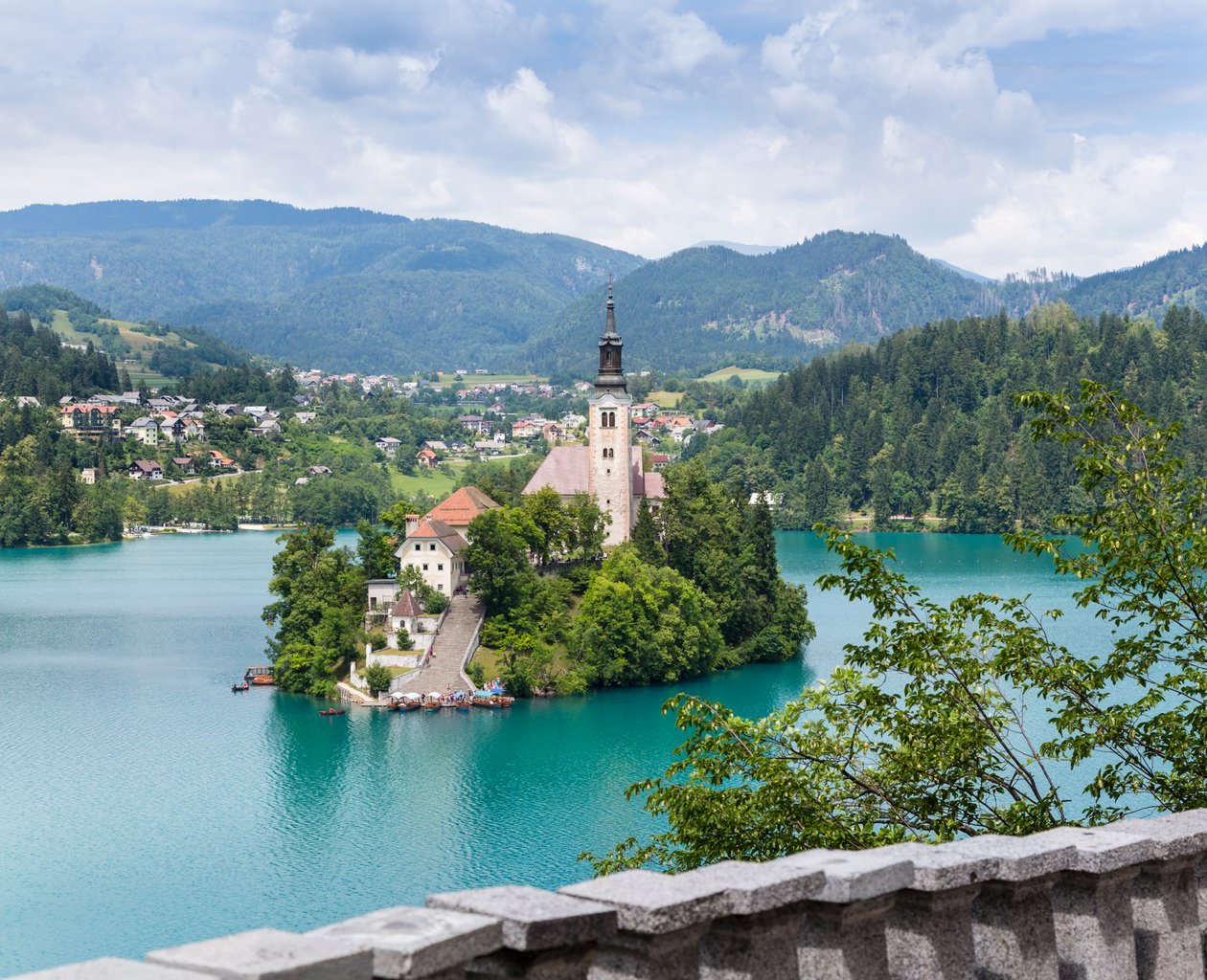 Bled, Slovenien. Kyrkan Assumption, ön Bled av Unbekannt Unbekannt
