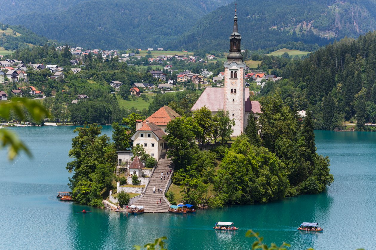 Bled, Slovenien. Kyrkan Assumption, ön Bled av Unbekannt Unbekannt
