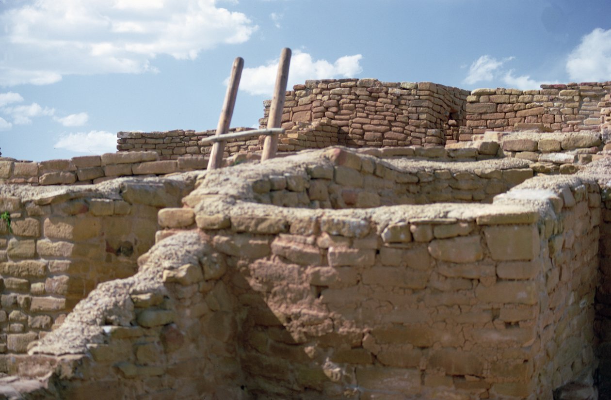 Pueblo indisk bostad och Kiva, byggd 11-14-talet (foto) av Unbekannt Unbekannt
