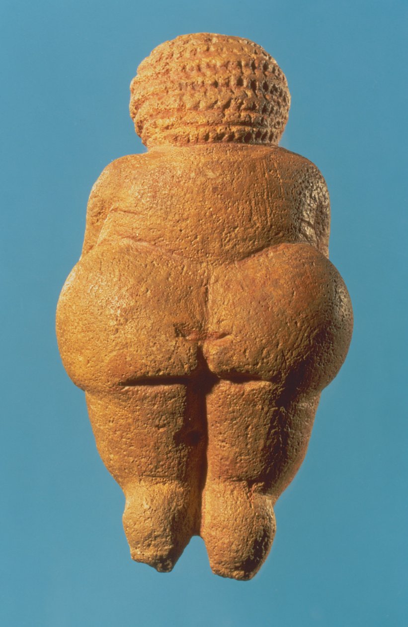 Venus av Willendorf, bakifrån av kvinnlig figur, Gravettian-kulturen, övre paleolitikum, ca 30000-18000 f.Kr. (oolitisk kalksten färgad med röd ockra) (se även 54145 och 93777) av Unbekannt Unbekannt
