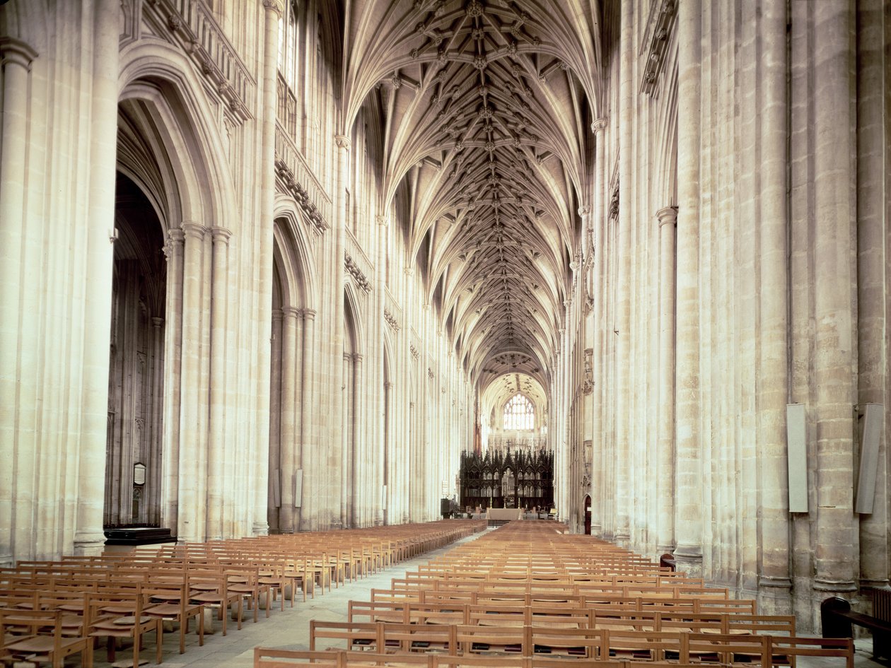 Utsikt över långhuset, ombyggt av William av Wykeham från c.1394 foto av Unbekannt Unbekannt