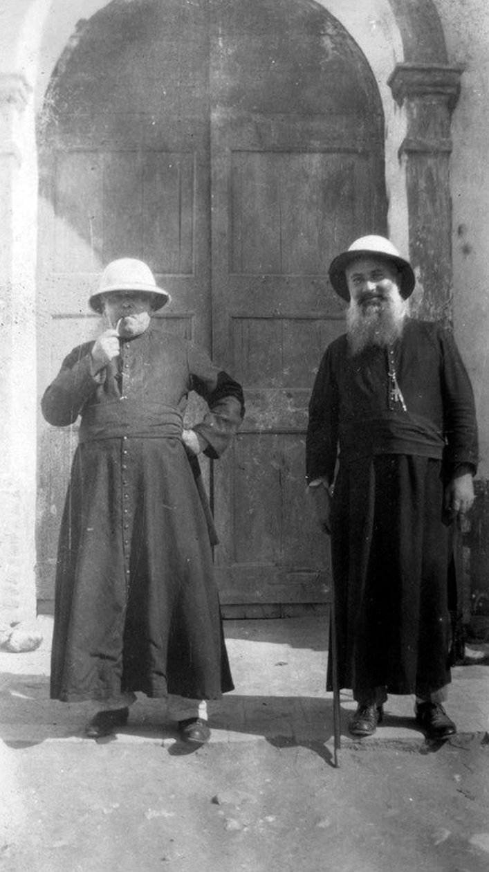 19358N Katolska missionärer i Haiti av Unbekannt