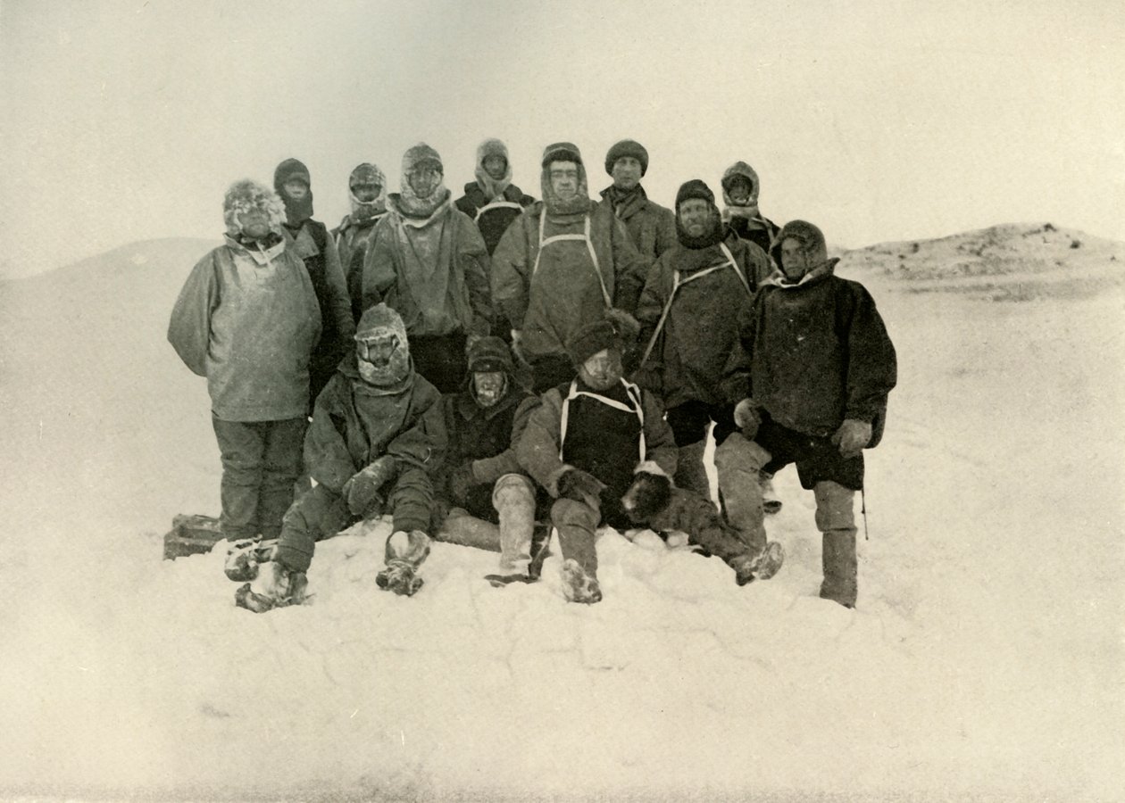 A Group of the Shore Party at the Winter Quarters, c1908, 1909. av Unbekannt