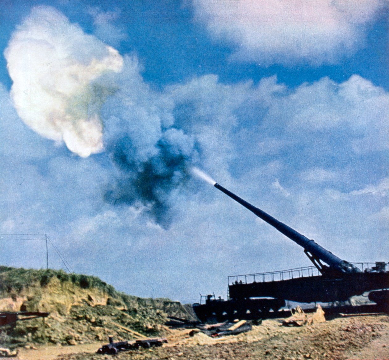 En sekund efter kommandot att skjuta, Franska kanalkusten, andra världskriget, 1940 av Unbekannt