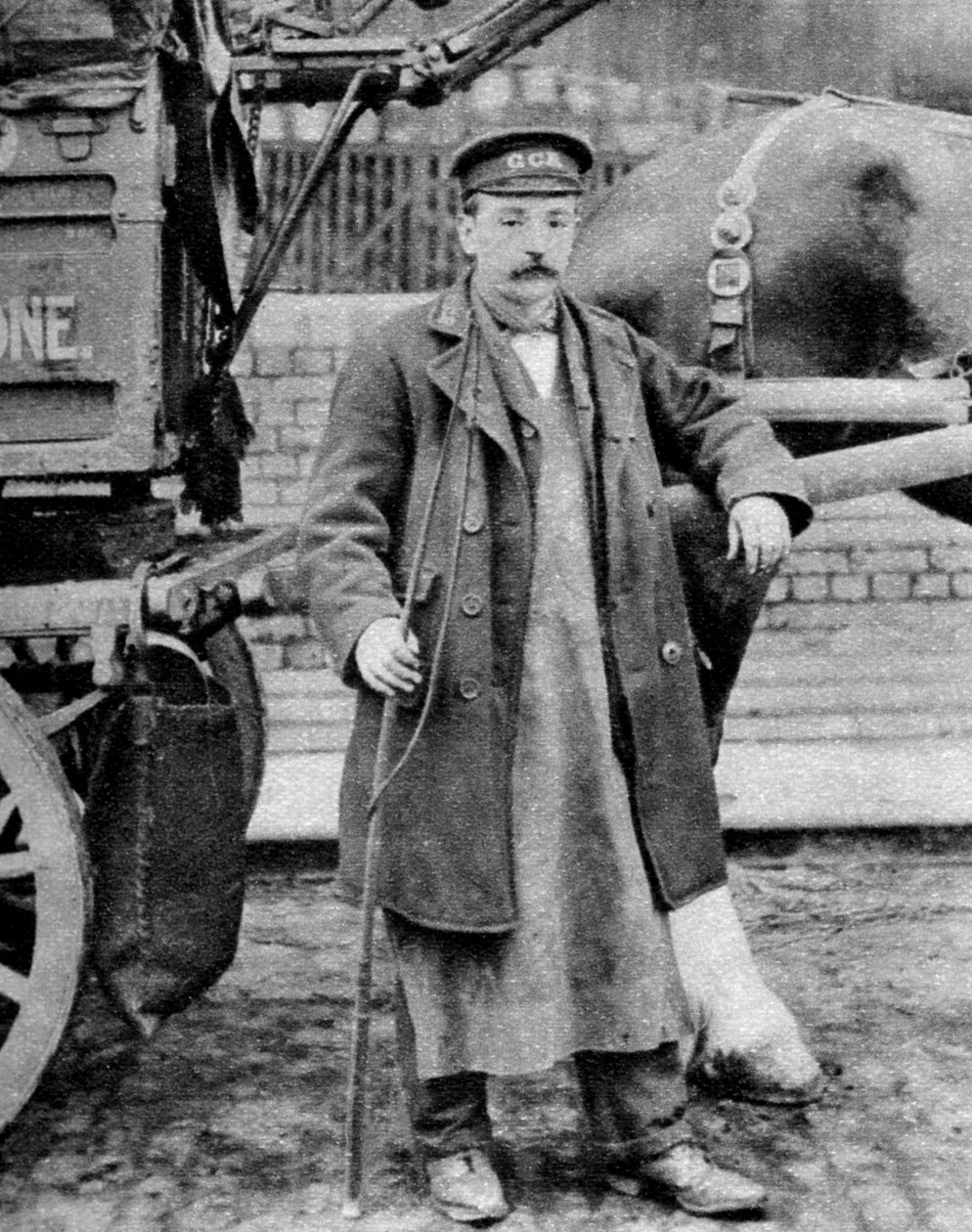 En tågvagn, London, 1926-1927 av Unbekannt