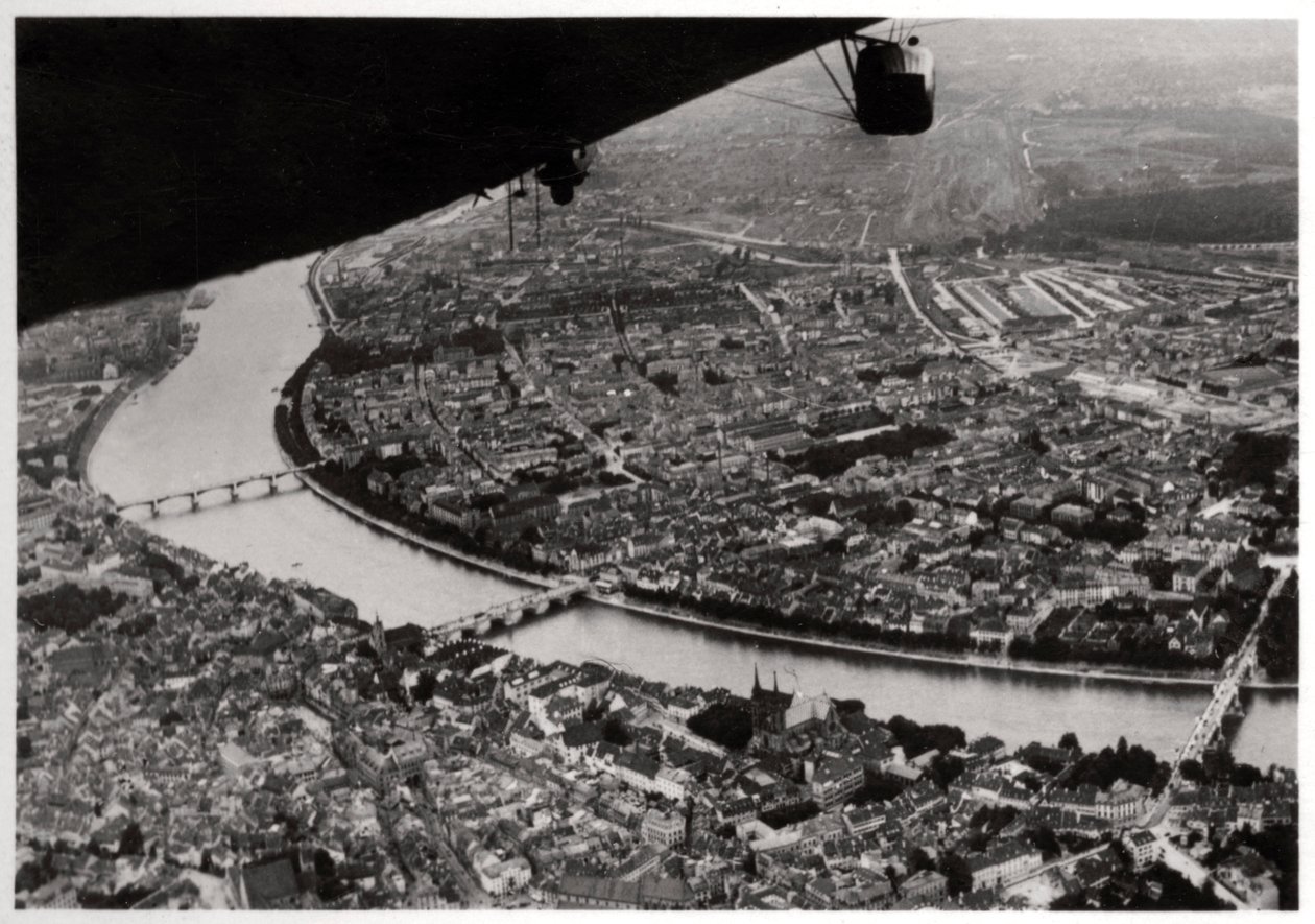 Flygfoto över Basel, Schweiz, från en Zeppelin, 1928 1933 av Unbekannt