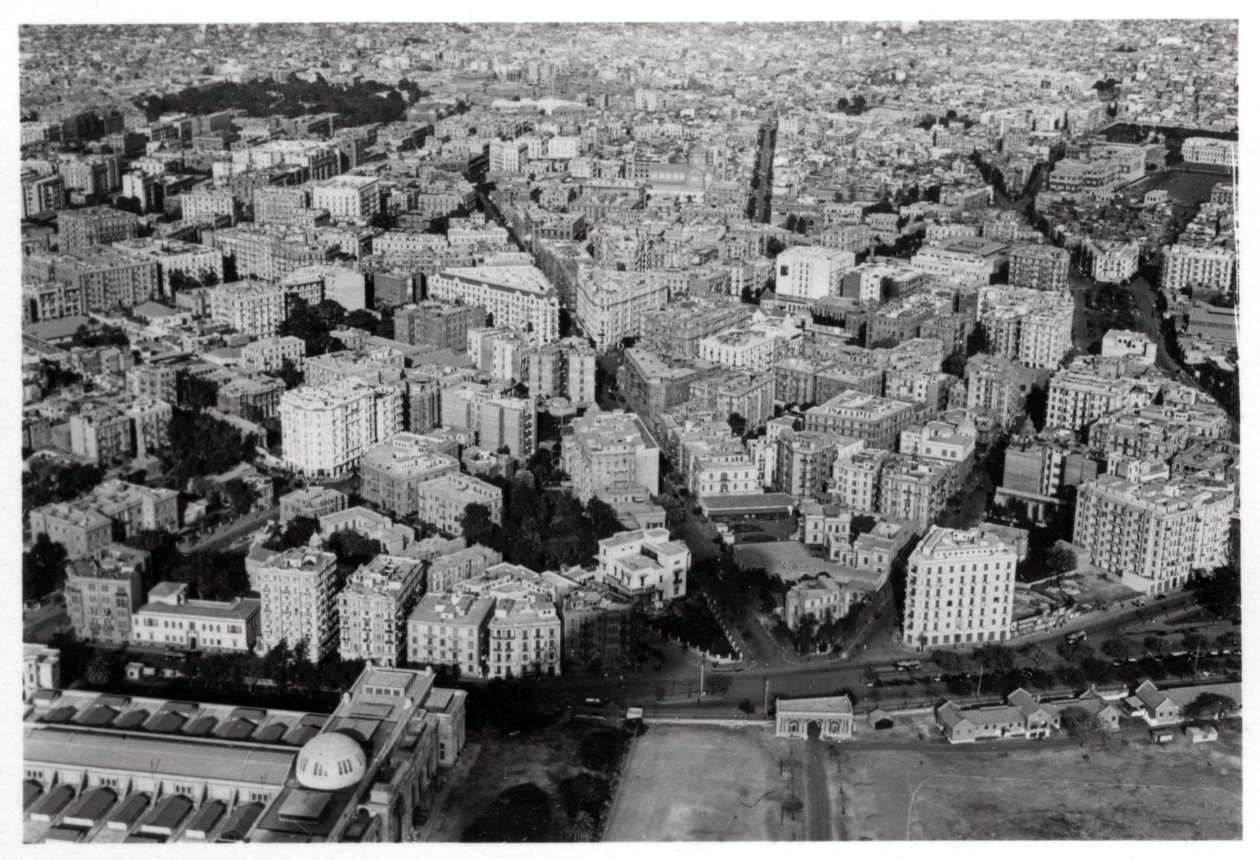 Flygfoto över Nya Kairo, Egypten, från en zeppelinare, 1931 1933 av Unbekannt