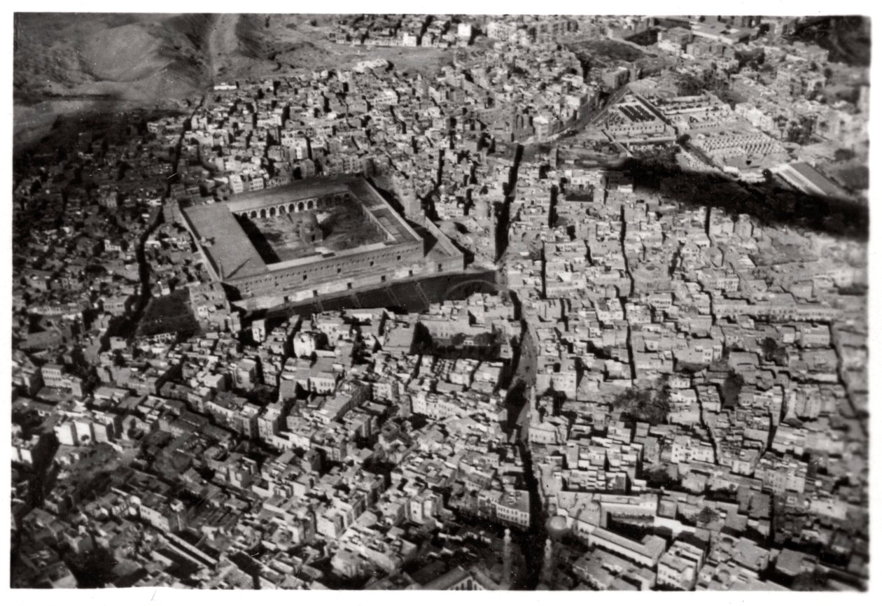 Flygfoto över Gamla Kairo, Egypten, från en Zeppelin, 1931 1933 av Unbekannt