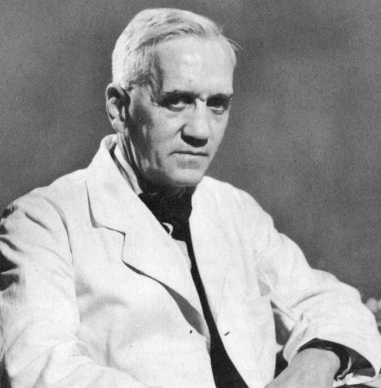 Alexander Fleming, skotsk bakteriolog, c1930-talet av Unbekannt