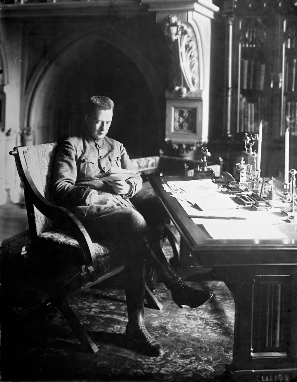 Alexander Kerenskij, premiärminister för den ryska provisoriska regeringen, Ryssland, 1917. av Unbekannt