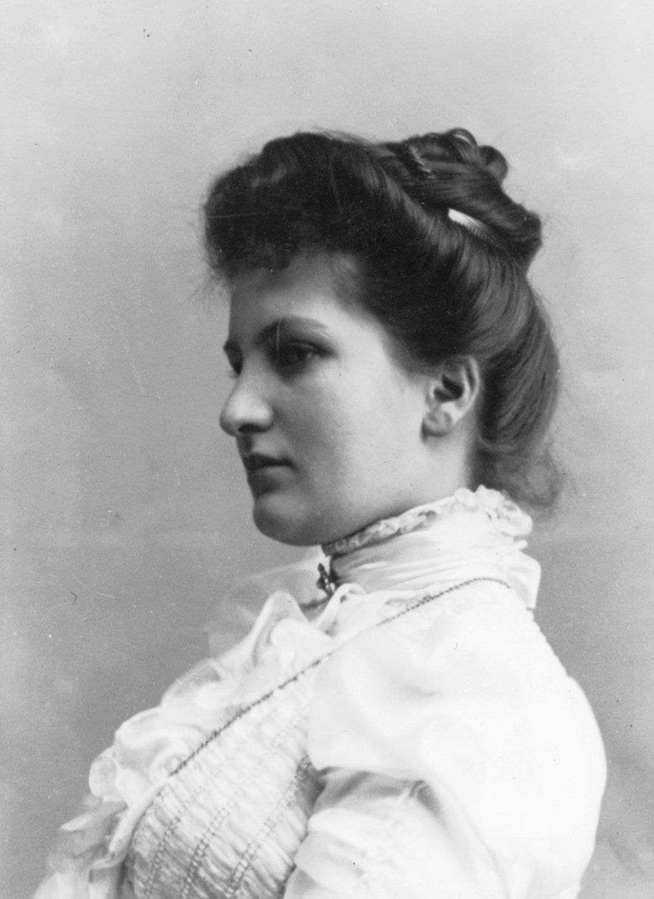 Alma Schindler, österrikisk socialist och kompositör, ca 1900 av Unbekannt