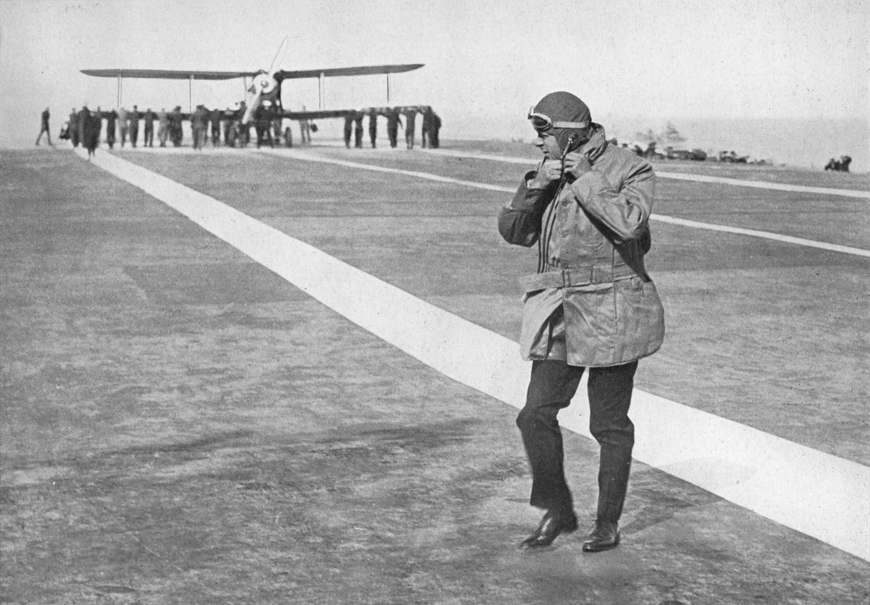 Ett historiskt tillfälle: Kung Edward tar av sin flyghjälm, 1936 av Unbekannt
