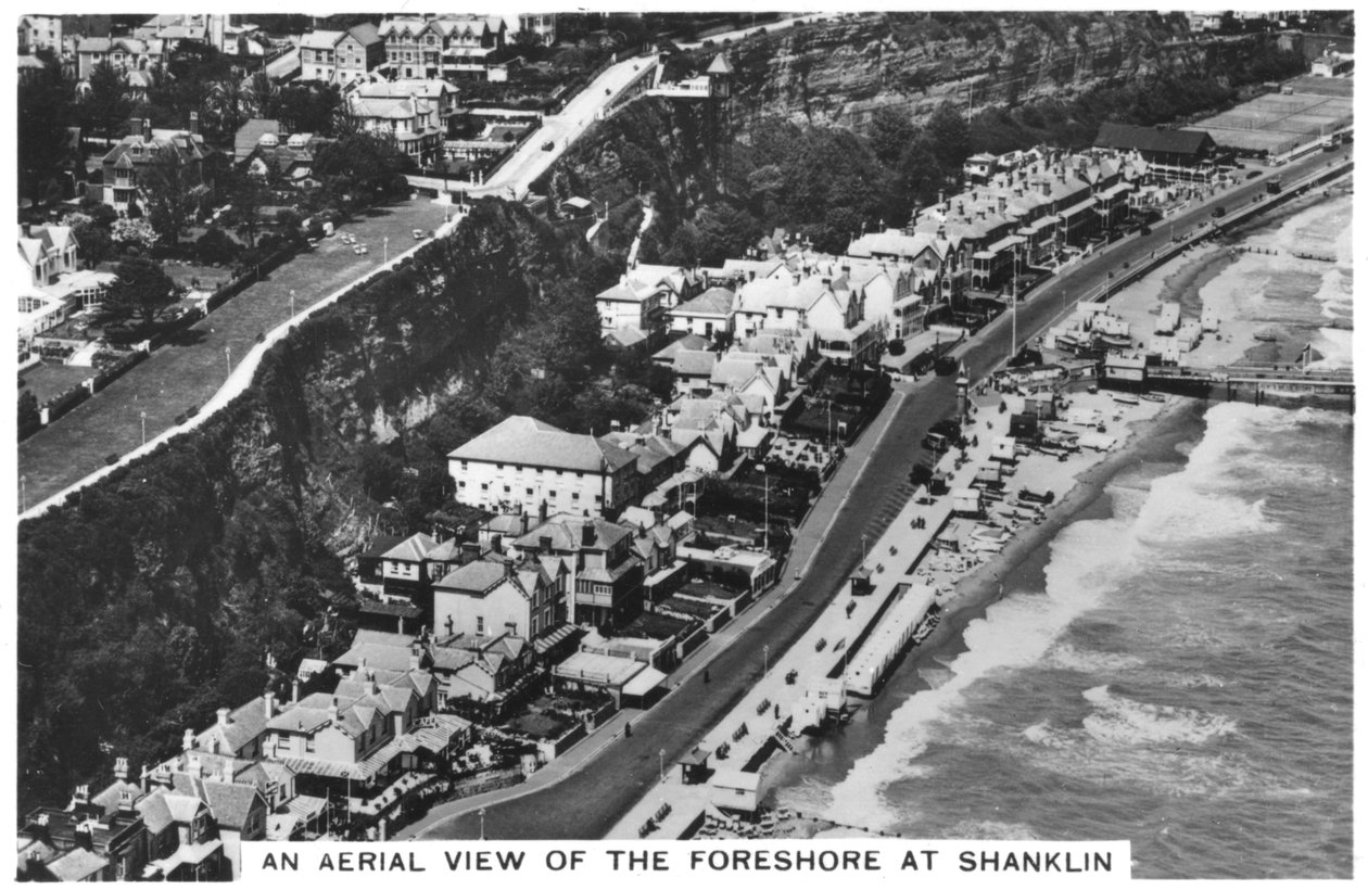En vy över stranden vid Shanklin, 1936 av Unbekannt