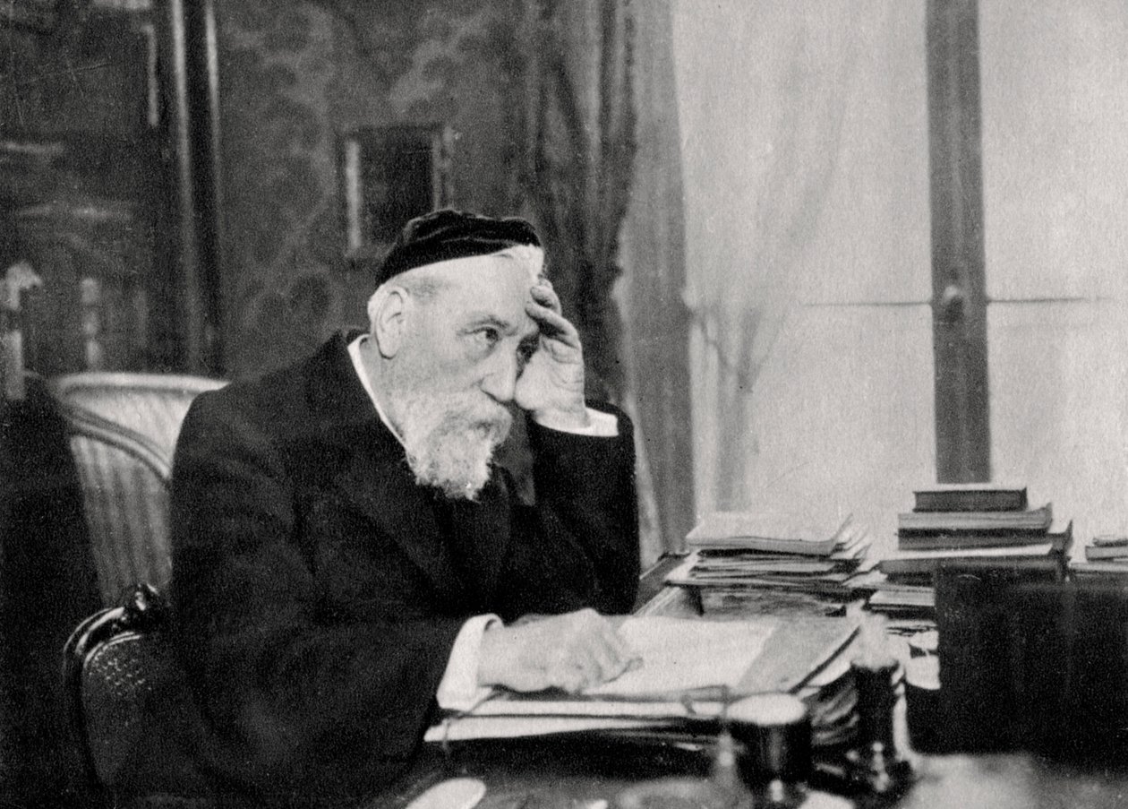 Anatole France, fransk författare, 1903 av Unbekannt