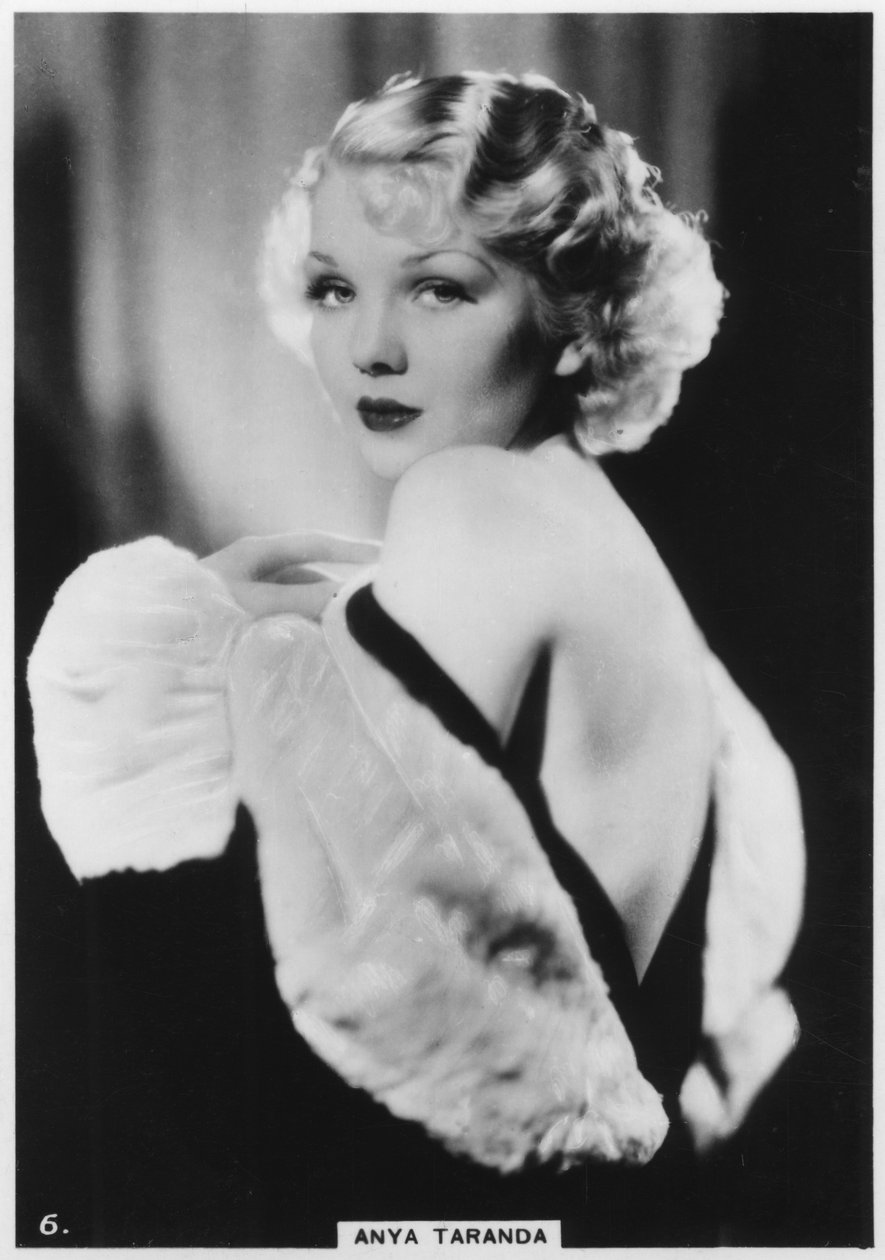 Anya Taranda, amerikansk modell, showgirl och skådespelerska, c1938 av Unbekannt