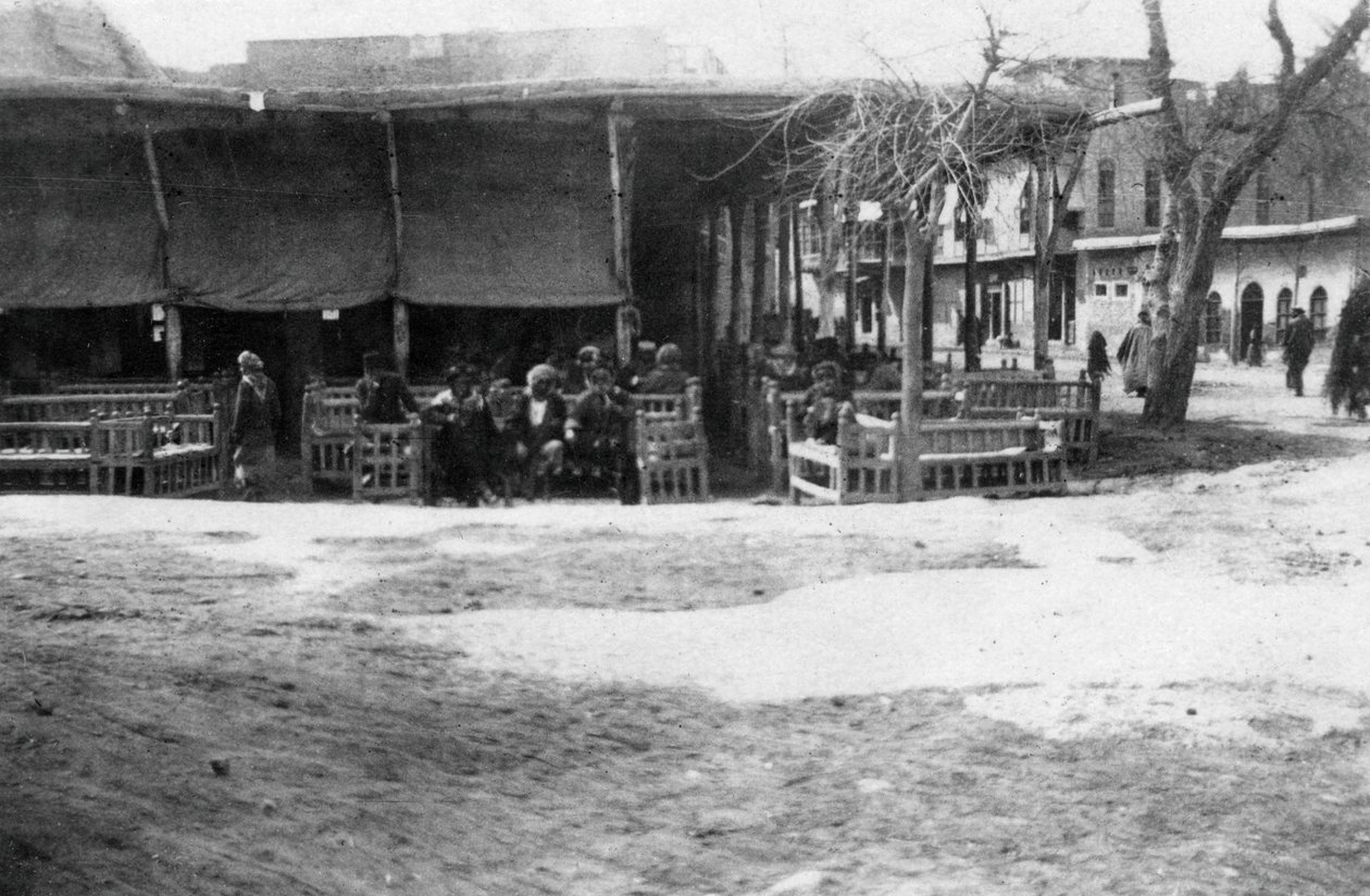 Arabiskt kafé, Bagdad, Mesopotamien, första världskriget, 1918 av Unbekannt
