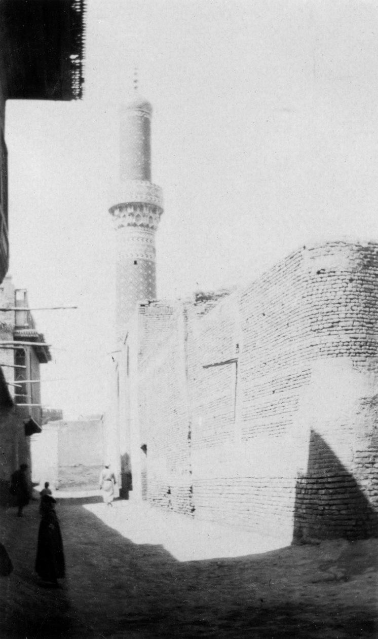 Backstreet och gamla moskén, Bagdad, Irak, 1917-1919 av Unbekannt
