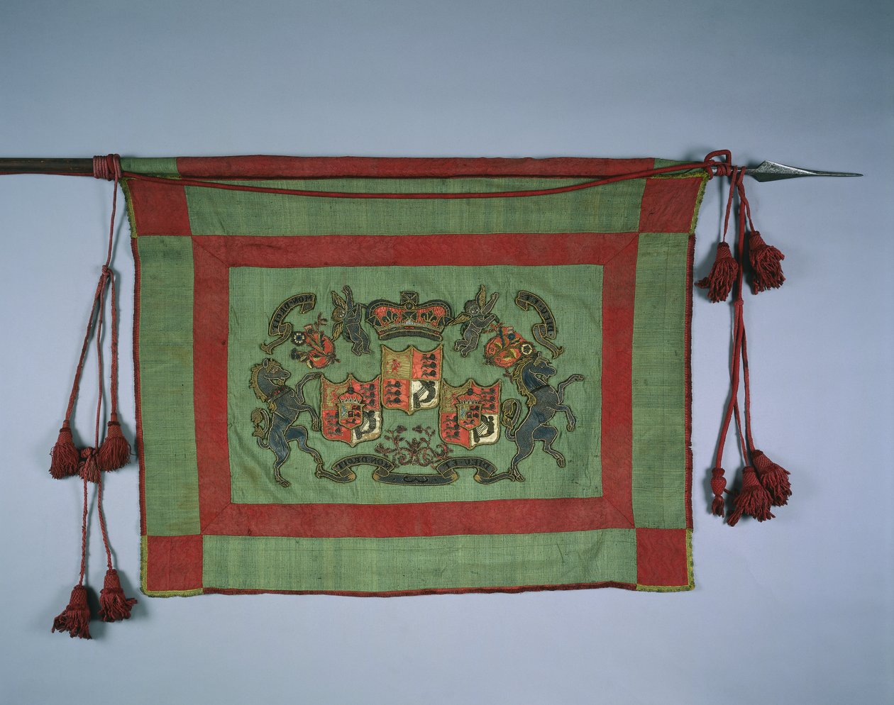 Banderoll med Storbritanniens kungliga vapen, 1700-talet. av Unbekannt