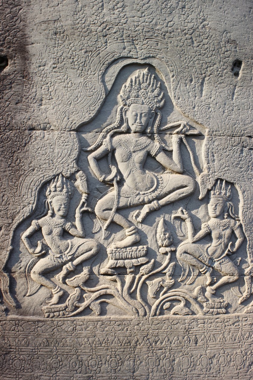 Bayon Celestial Dancers Carved into a Pillar, Siem Reap, Kambodja av Unbekannt