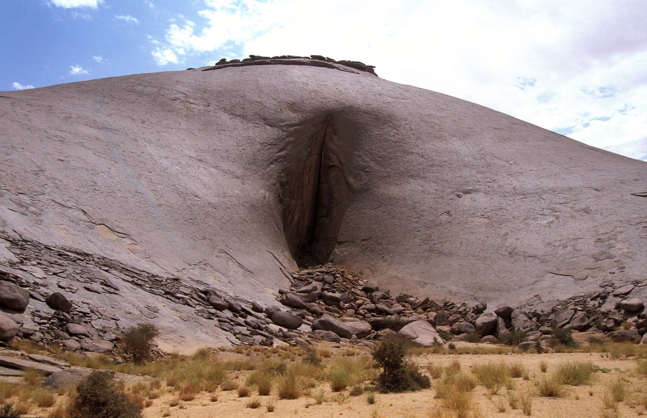 Ben Amira Monolith i Adrar, Mauretanien av Unbekannt