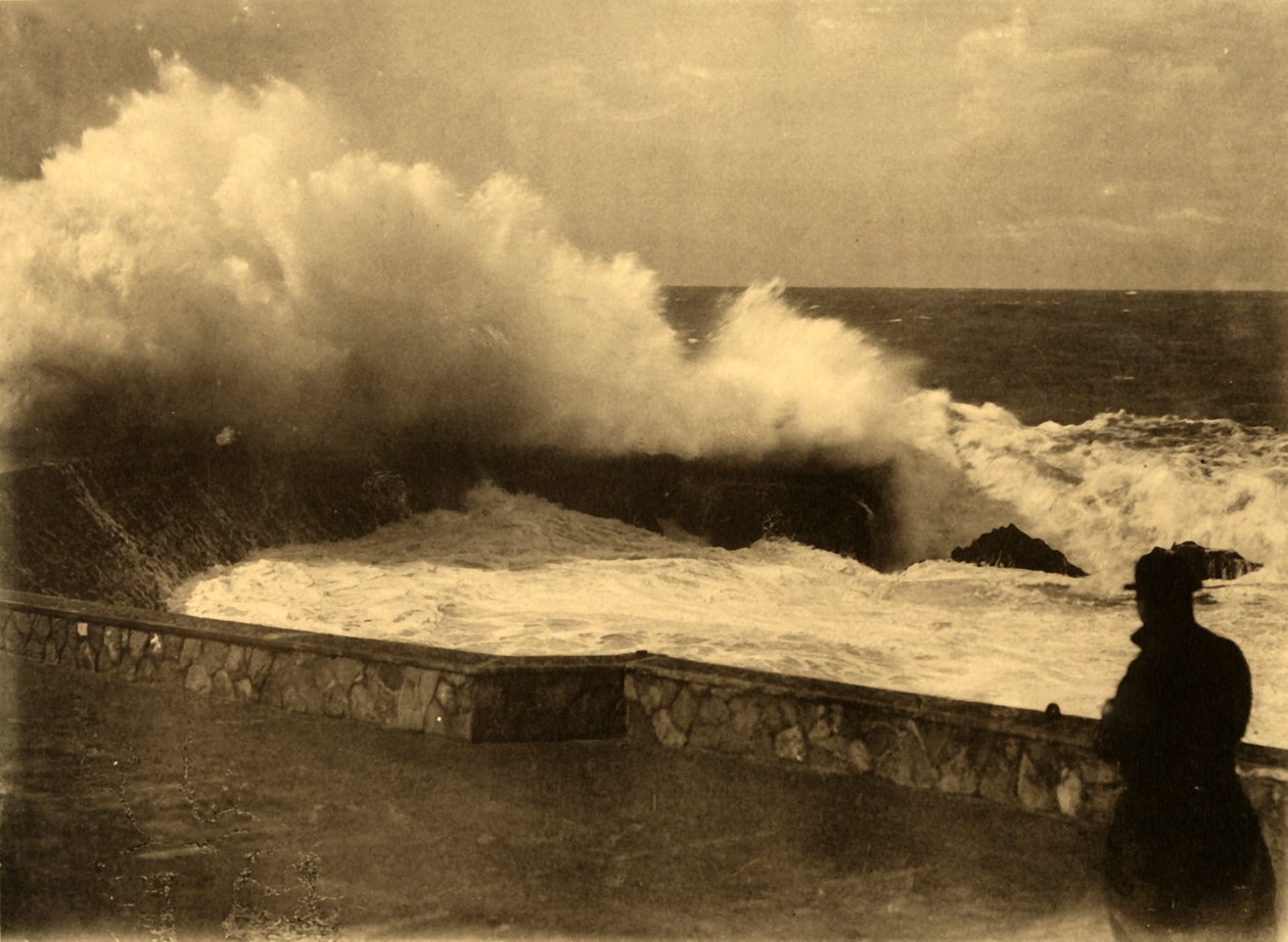 Biarritz - Vågeffekt vid dammen av Rocher de la Vierge, c1930. av Unbekannt