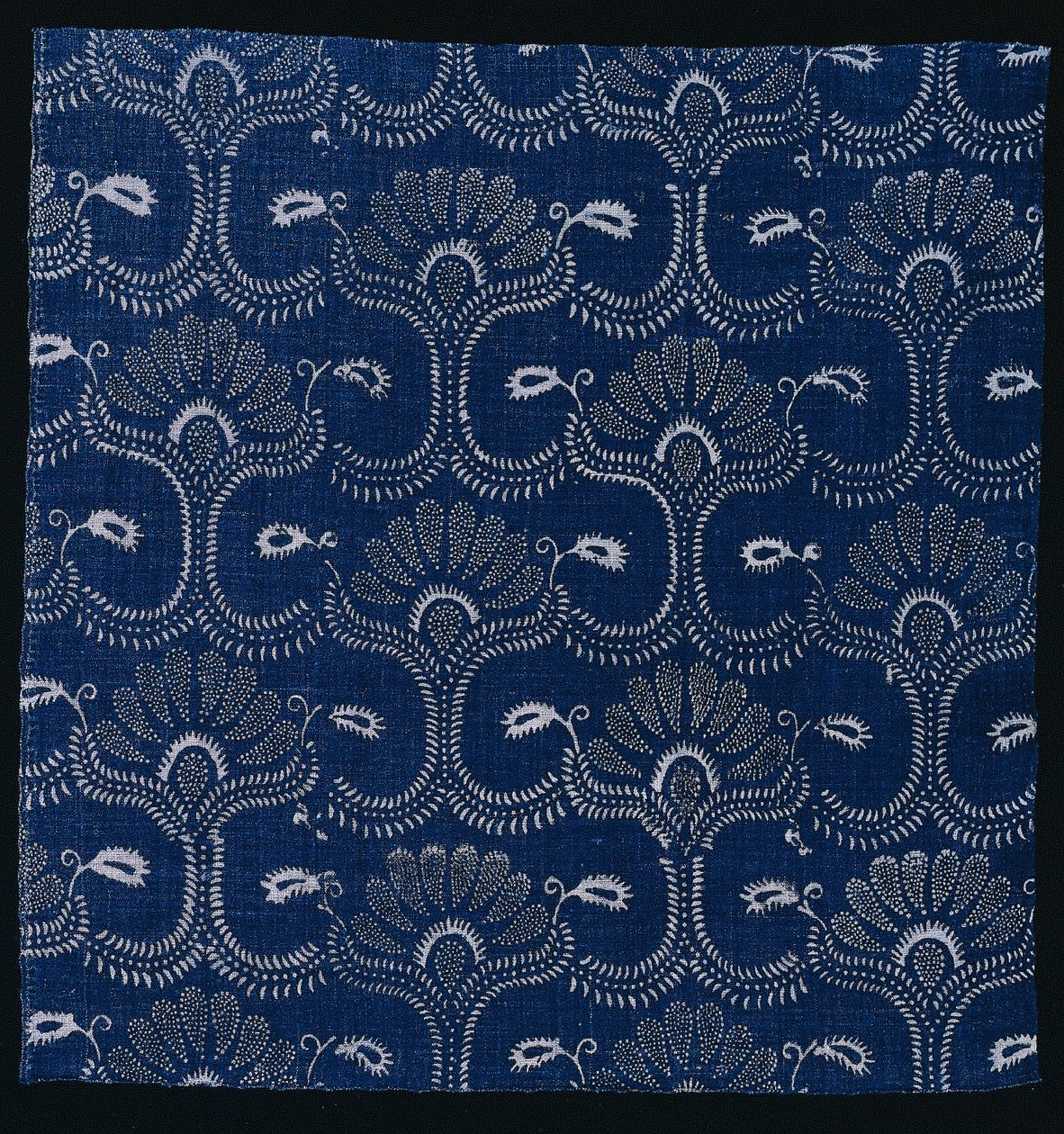 Blått indigo resisttryck med stiliserad bladdesign, 1790. av Unbekannt