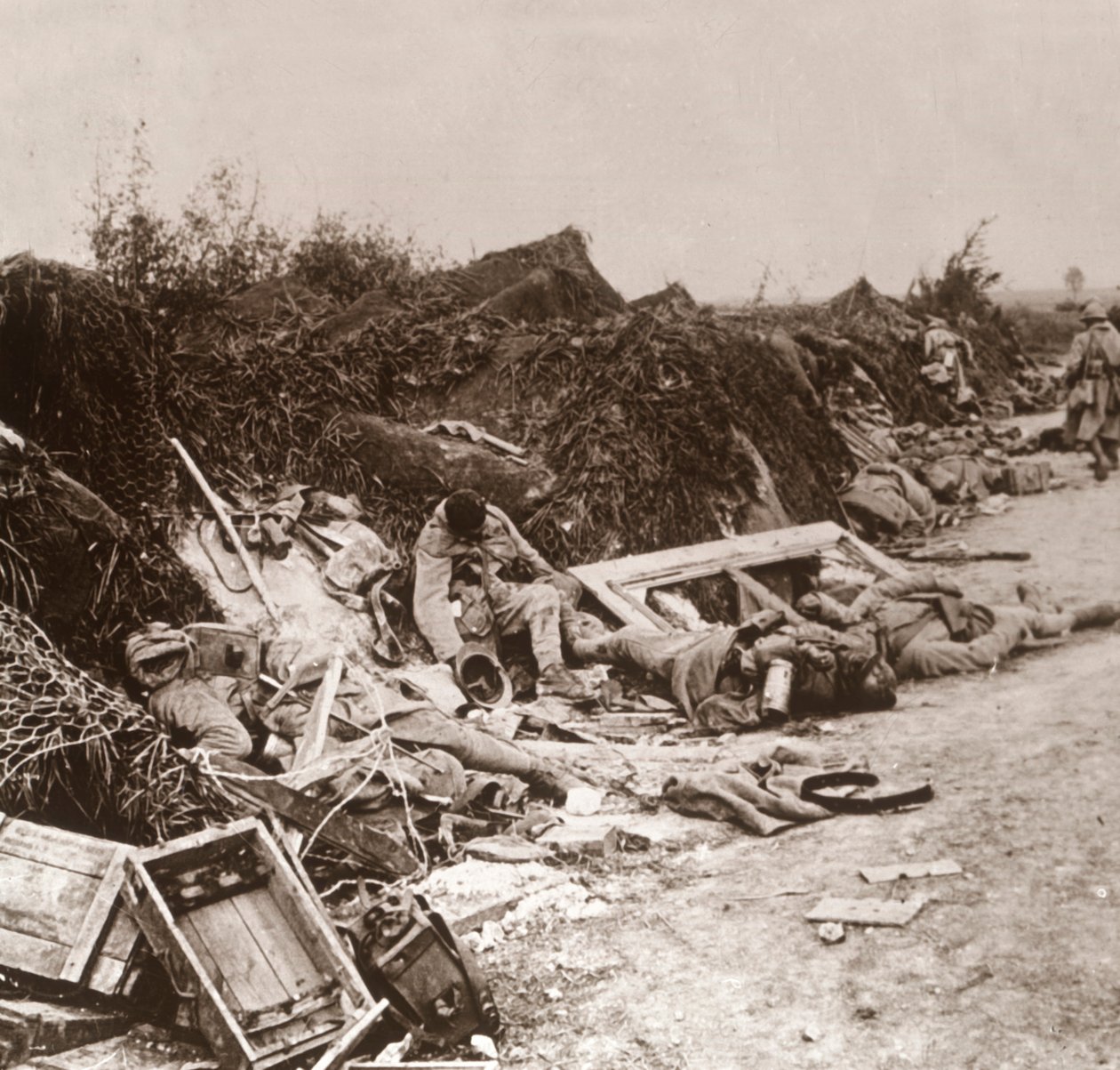 Kropp efter intagandet av Courcelles, norra Frankrike, juni 1918 av Unbekannt