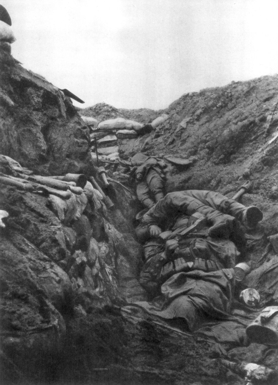 Kroppar i en skyttegrav vid Mort Homme, Verdun, Frankrike, 9 april 1916 av Unbekannt