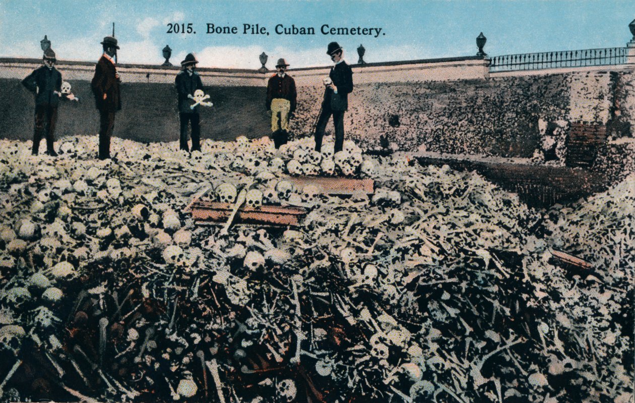 Bone Pile, kubansk kyrkogård, c1910 av Unbekannt