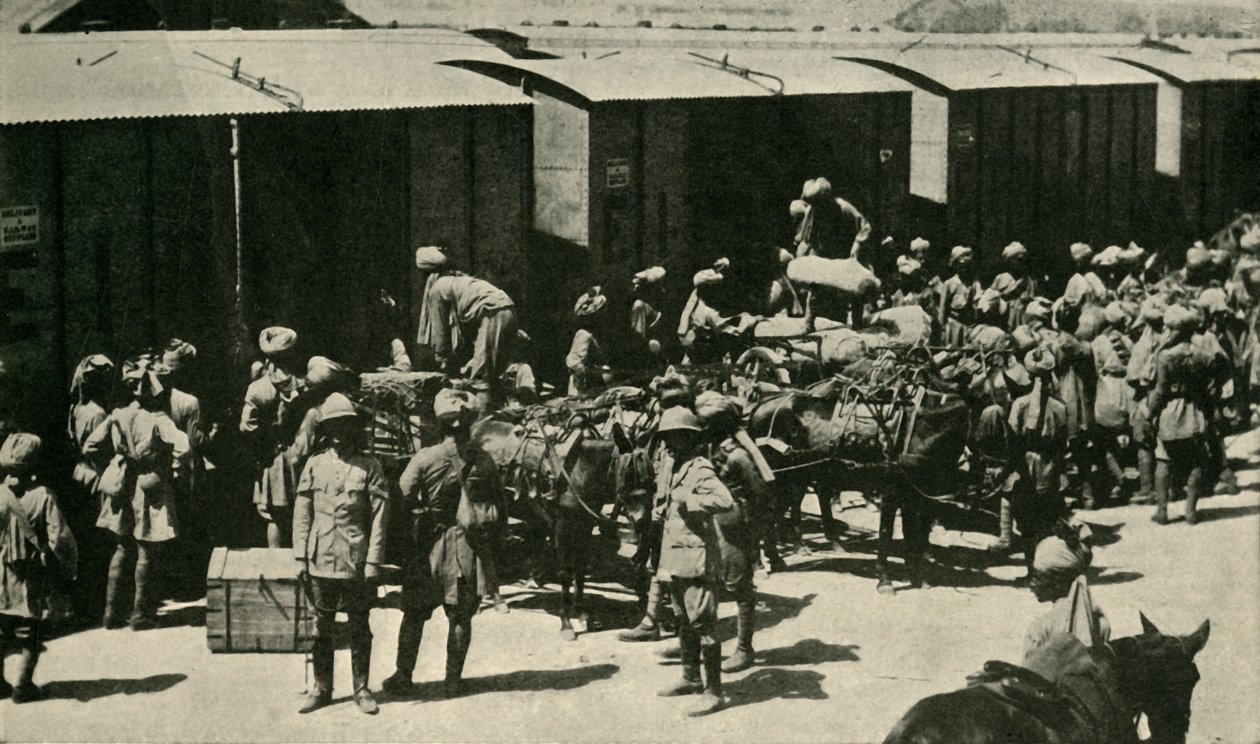 Brittiska och indiska soldater i Bombay, Indien, första världskriget, 1914, c1920. av Unbekannt
