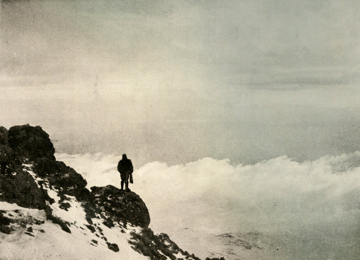 Brocklehurst ser ner från ... Mount Erebus, 1908, 1909 av Unbekannt