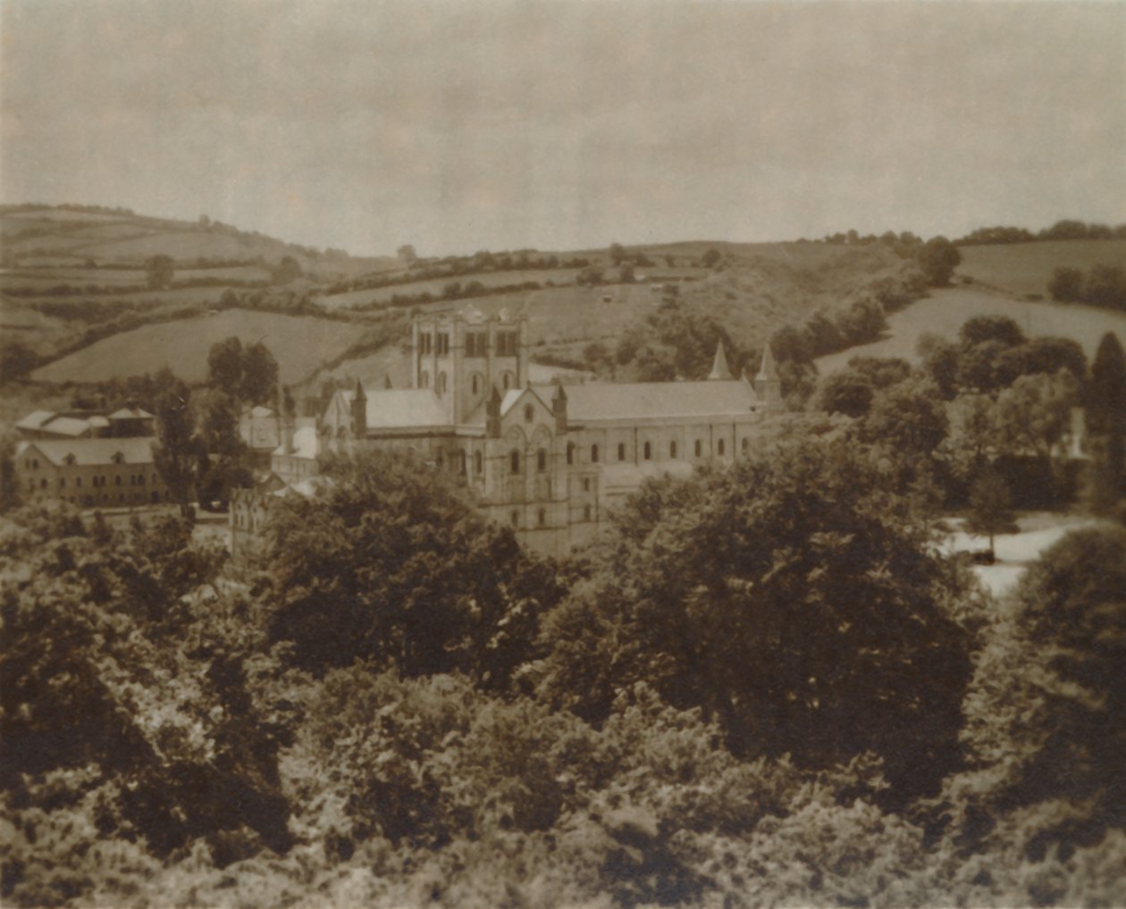 Buckfast Abbey Church South East, sent 1800-tidigt 1900-tal av Unbekannt