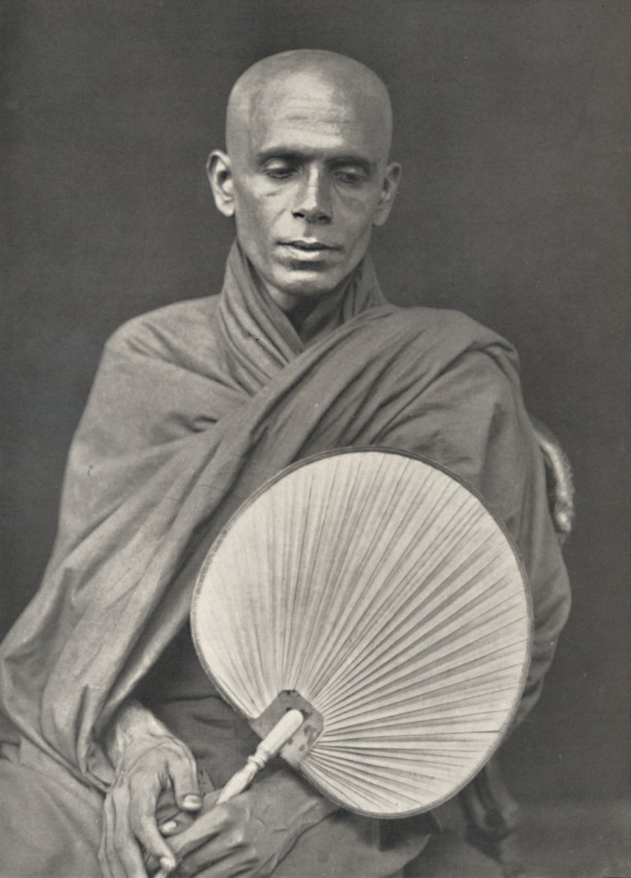 Buddhistisk munk från Burmas sekt med palmblad, 1926 av Unbekannt