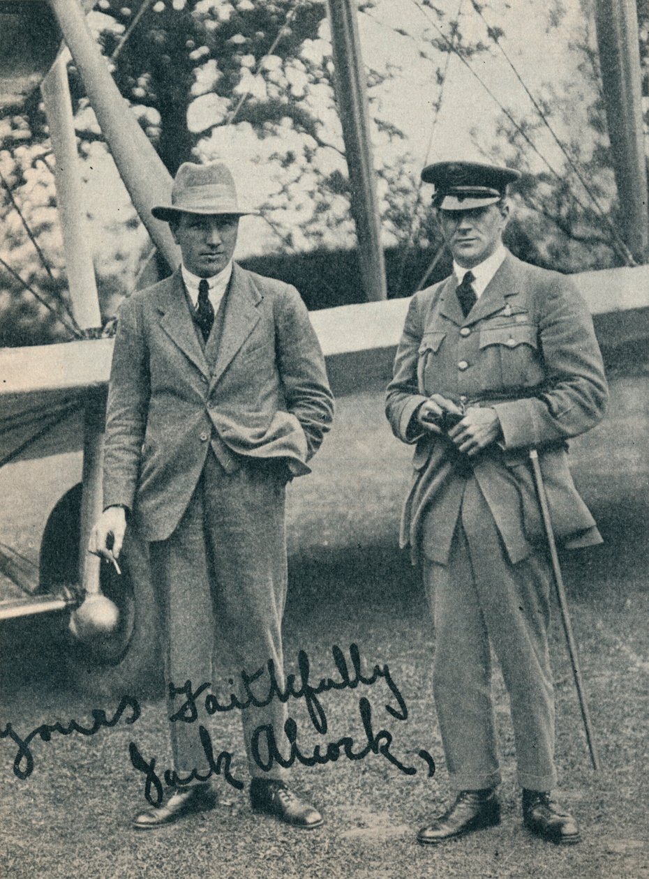 Kapten John Alcock och löjtnant Arthur Whitten Brown, brittiska flygare, c1919 c1937 av Unbekannt