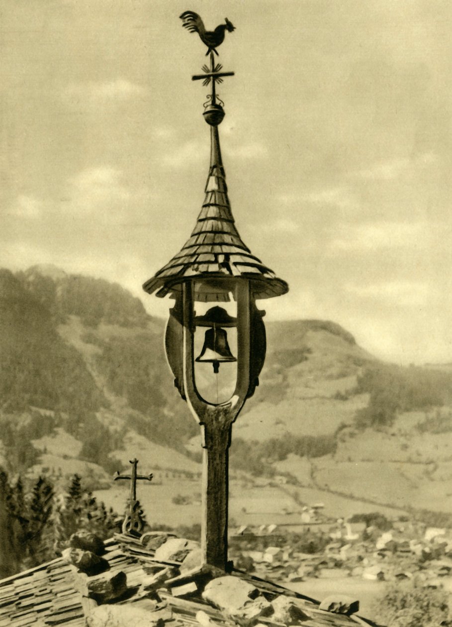 Kyrkklocka och väderflöjel, Kitzbühel, Tyrolen, Österrike, c1935. av Unbekannt