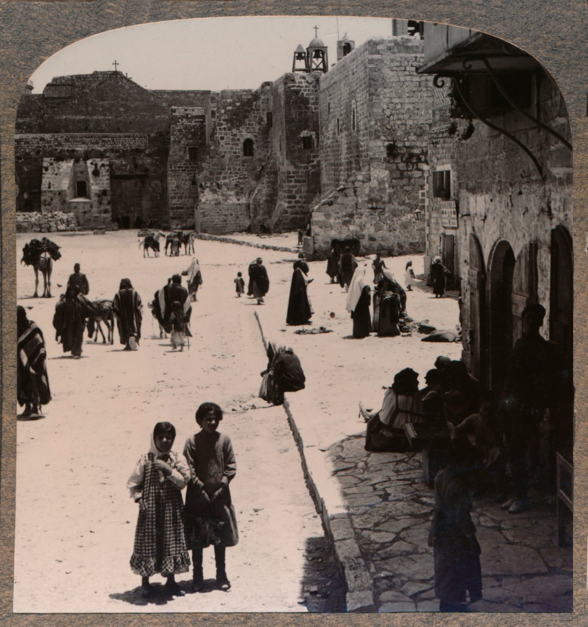 Födelsekyrkan, Betlehem, ca 1900 av Unbekannt