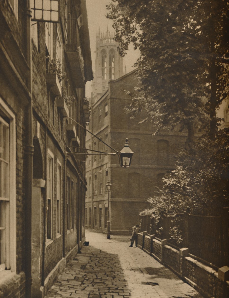 Cliffords Inn: The Oldest and One of the Most Important Inns of Chancery, c1935. av Unbekannt