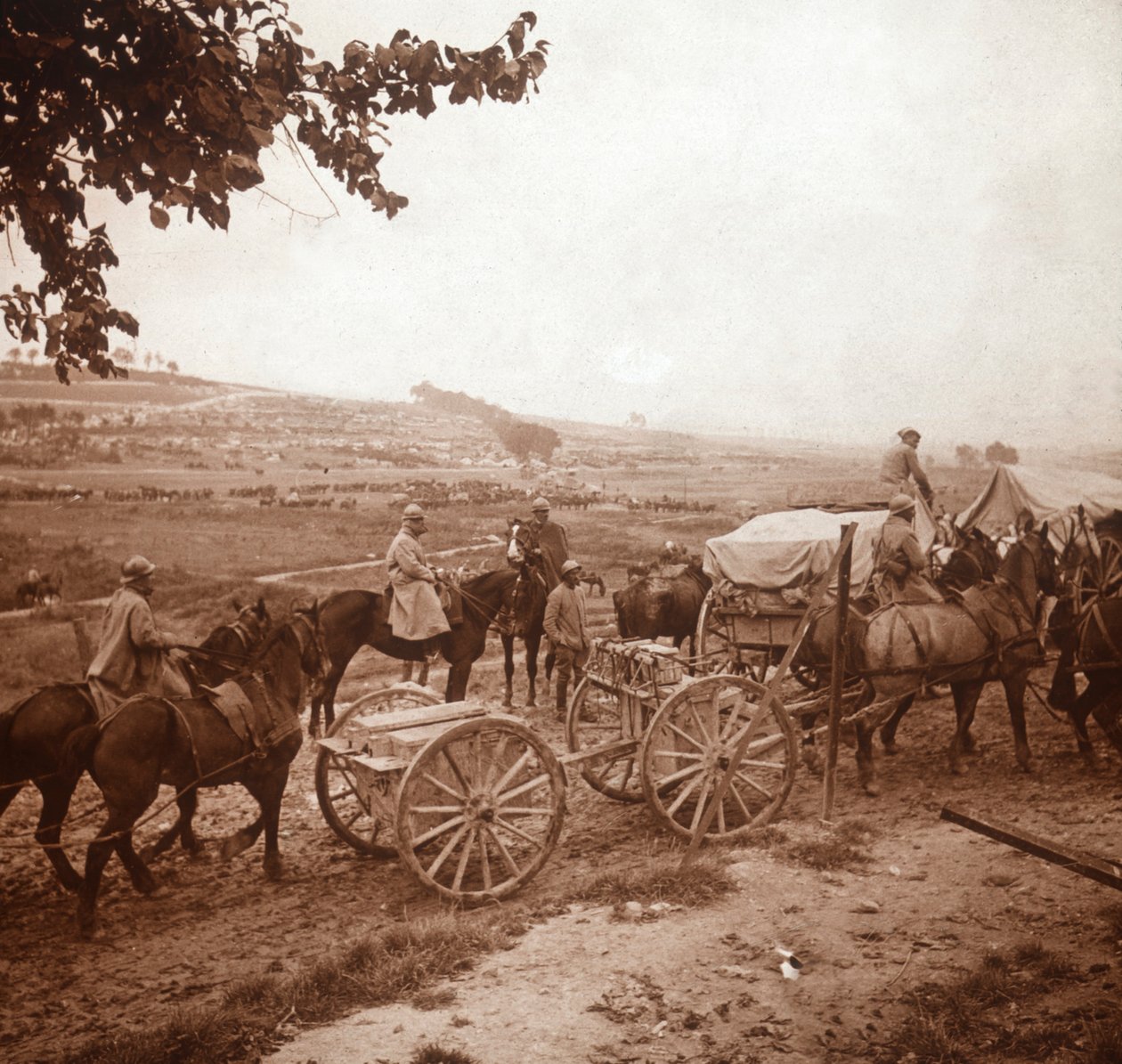 Konvoj, Genicourt, norra Frankrike, 1916 av Unbekannt
