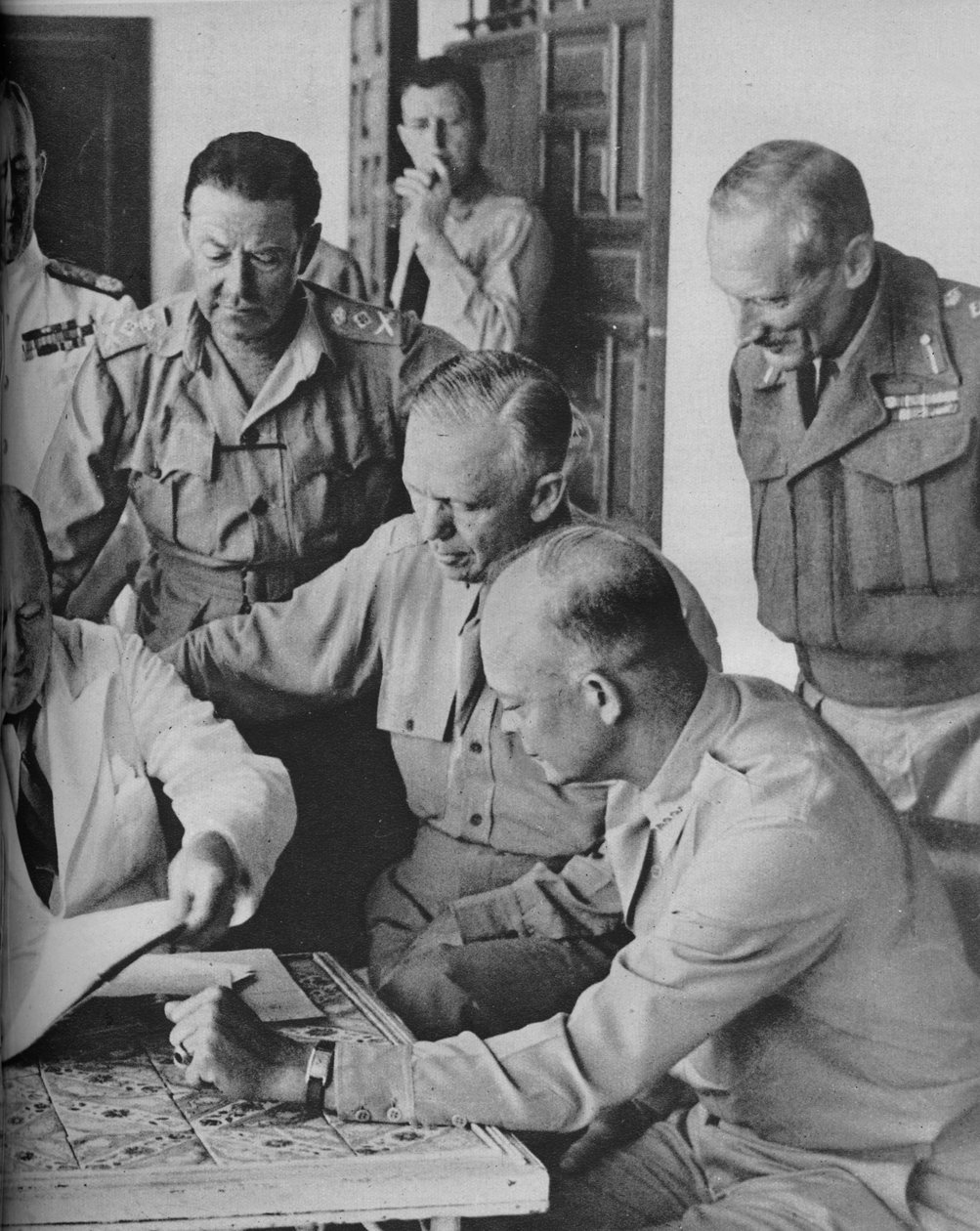 Krigsrådet i Alger: Mr Churchill med hans kaptener, 1943 av Unbekannt