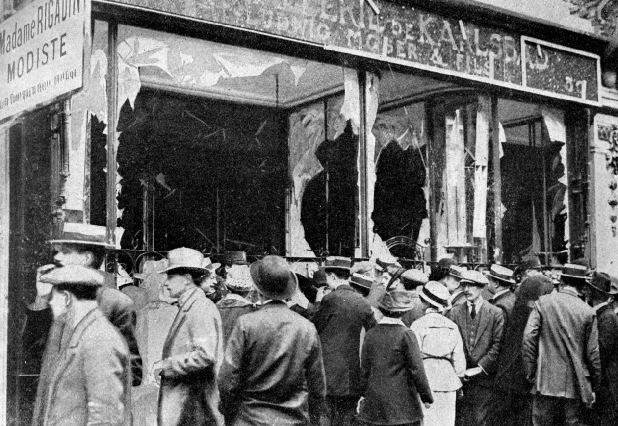 Skadad österrikisk juvelerarbutik, Paris, första världskriget, 1914 av Unbekannt