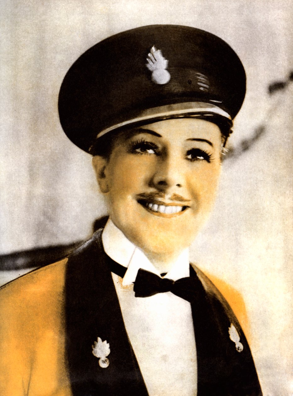 Dame Cicely Courtneidge, engelsk skådespelerska, 1934-1935 av Unbekannt