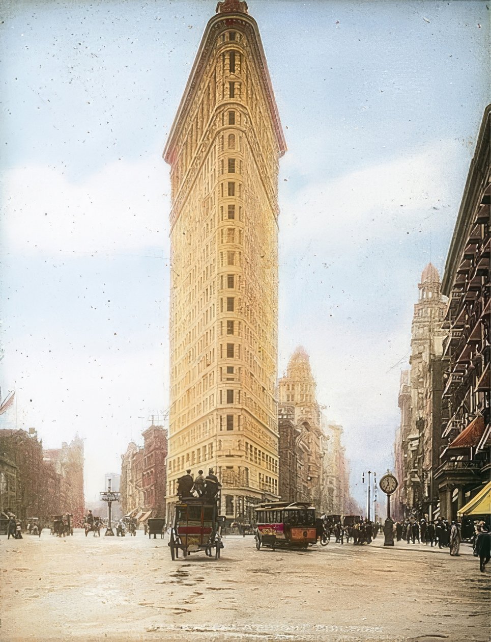 Flatiron Building (Fuller Building). En av de äldsta skyskraporna i New York. Omkring 1905 av Unbekannt